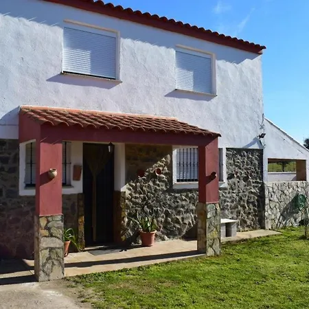 El Manantial Holiday home